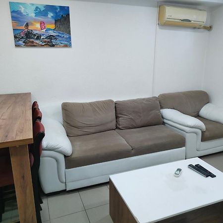 Apartmani Pajic ยาโกดินา ภายนอก รูปภาพ