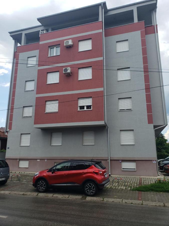Apartmani Pajic ยาโกดินา ภายนอก รูปภาพ