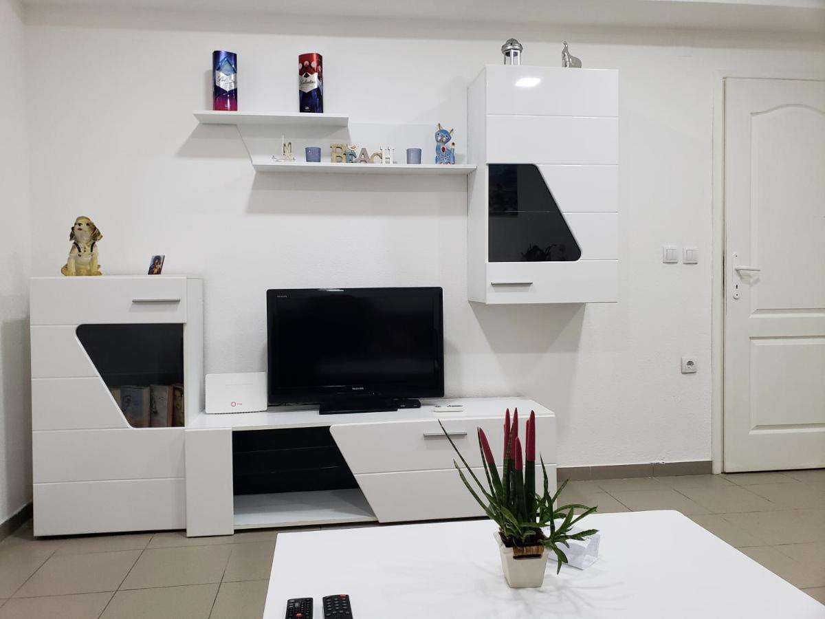 Apartmani Pajic ยาโกดินา ภายนอก รูปภาพ